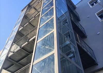 Piattaforma elevatrice con passerelle a Viterbo