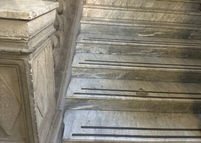 Stato della scala prima dell'installazione del montascale